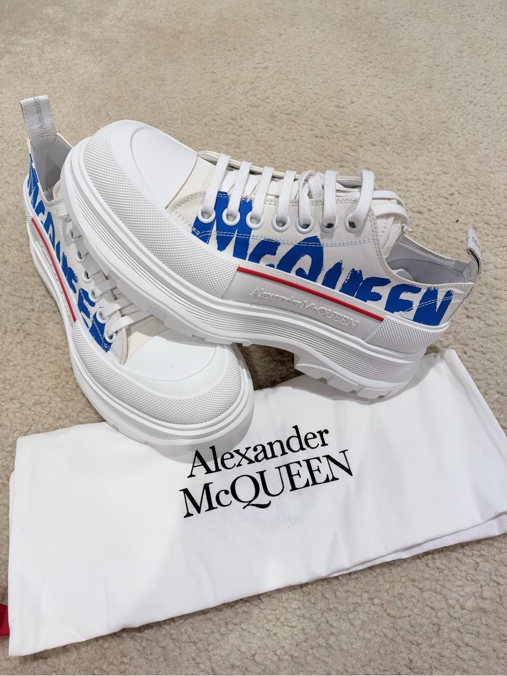 NEW Alexander McQueen Tread Slick Graffiti Men’s Sneakers EU42/US9